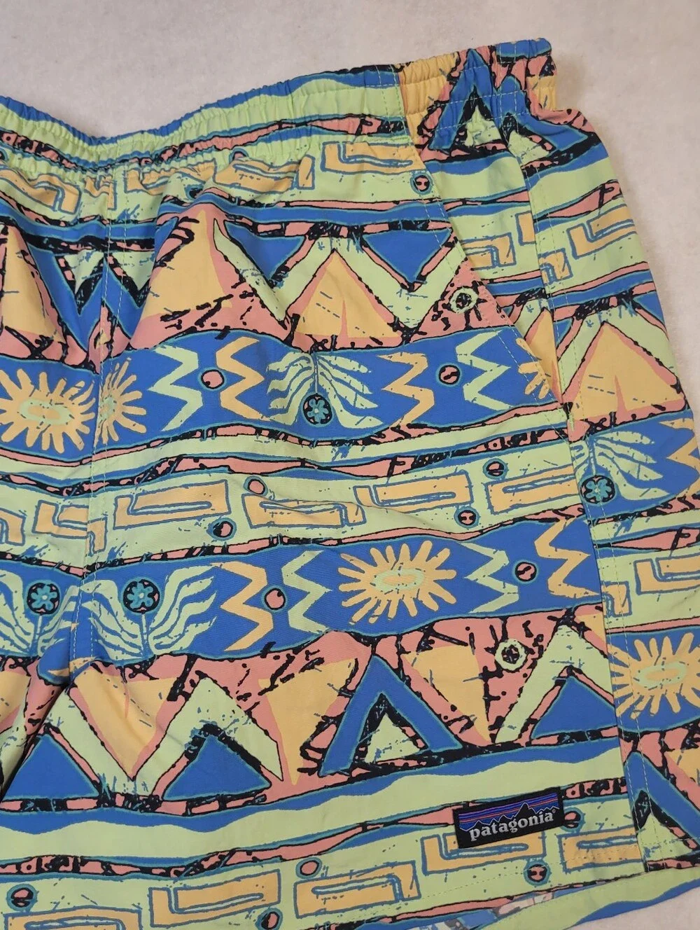 Patagonia NetPlus Shell Baggies Swim Trunks Shorts Multicolor Aztec Print Sz Med